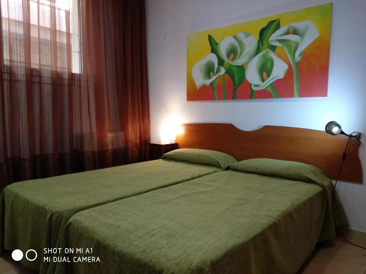 Joan Apartment يوريت دي مار
